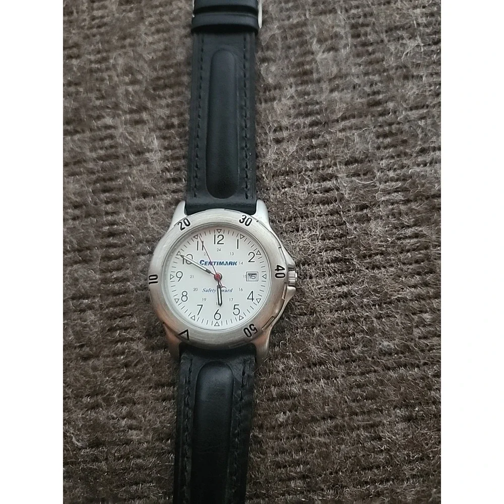 Wristwatch Mens Tomax Leather Band Scratches On Back New Battery